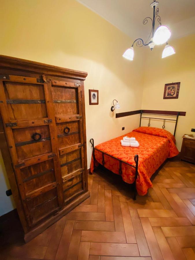 B&B Conte Cavour Naples Exterior photo