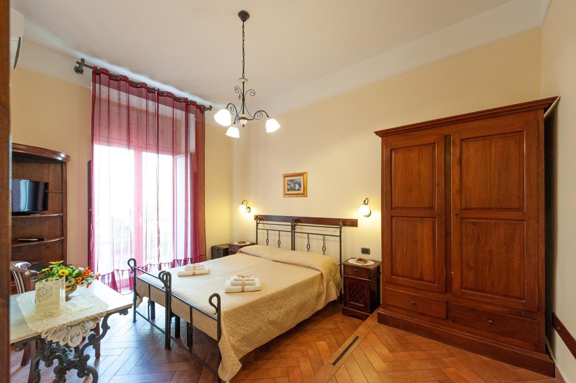 B&B Conte Cavour Naples Exterior photo