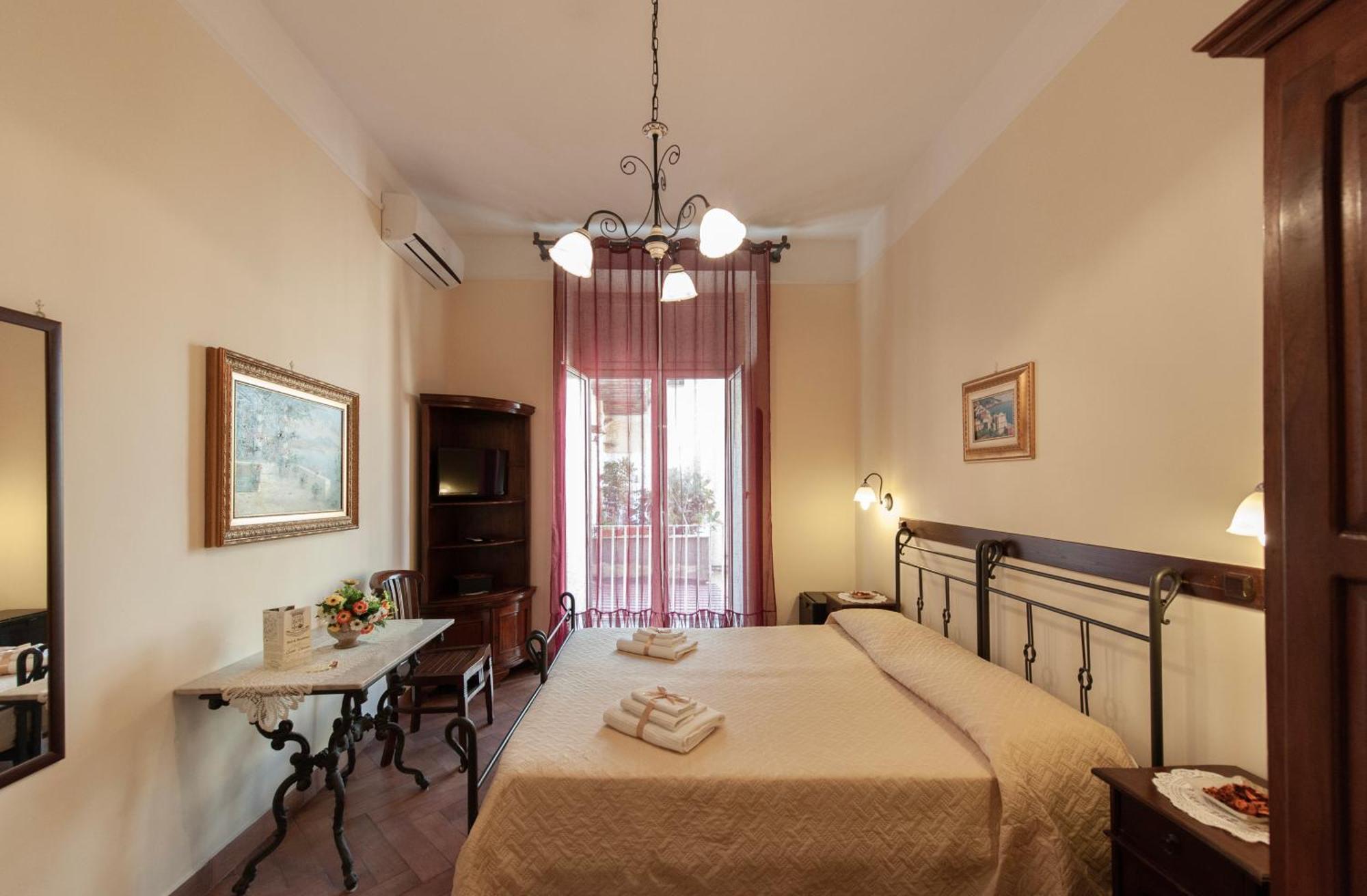 B&B Conte Cavour Naples Exterior photo