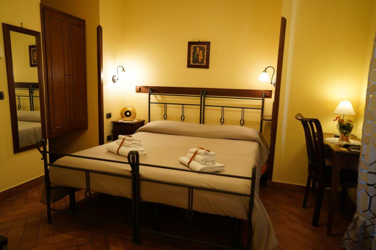 B&B Conte Cavour Naples Exterior photo