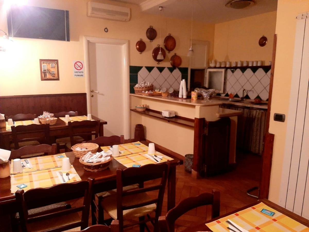 B&B Conte Cavour Naples Exterior photo